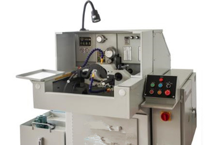 數控珩磨機的操作前需要進行培訓！